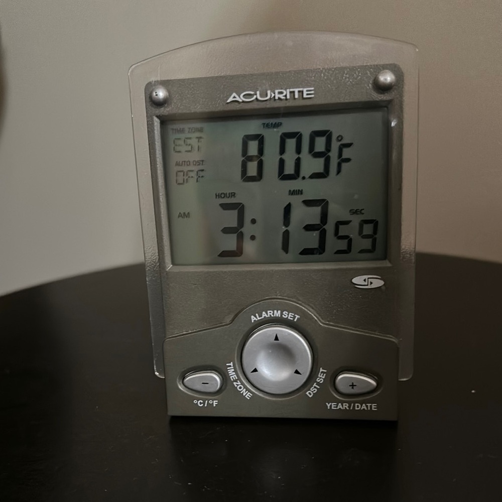 AcuRite Digital Alarm Clock with Temperature Display